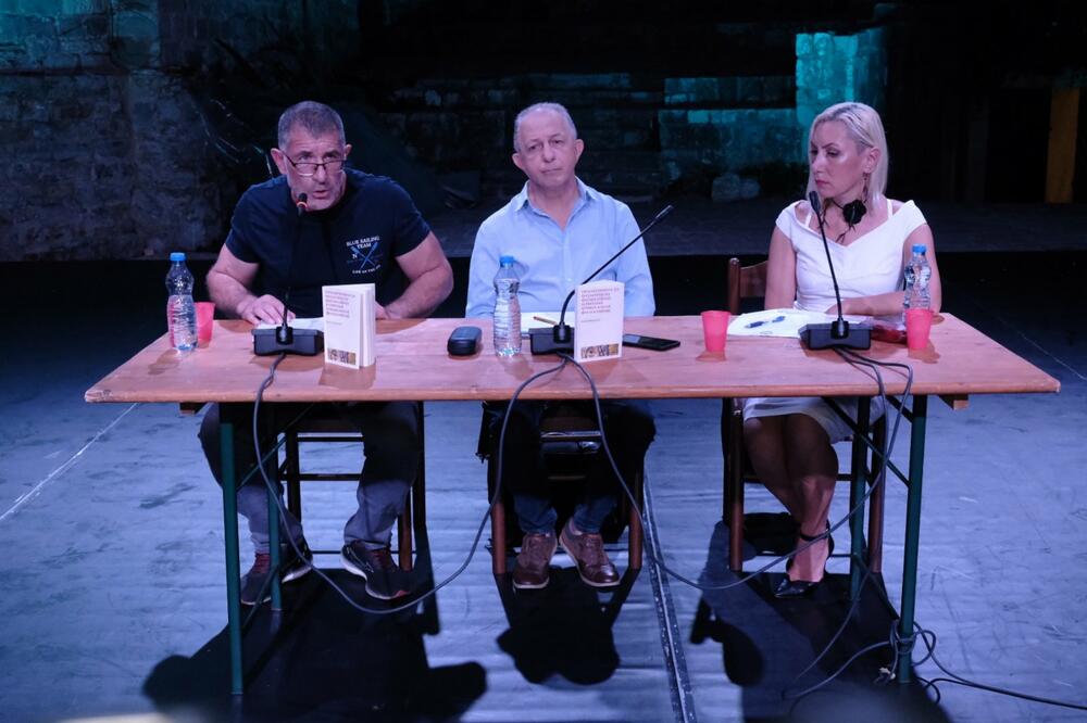 Detalj sa Festivala "Ćirilica", Foto: Festival Ćirilicom