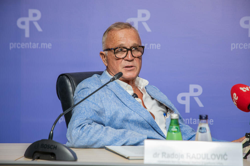 Radoje Radulović, mještanin Herceg Novog i Savine (i građanin SAD)