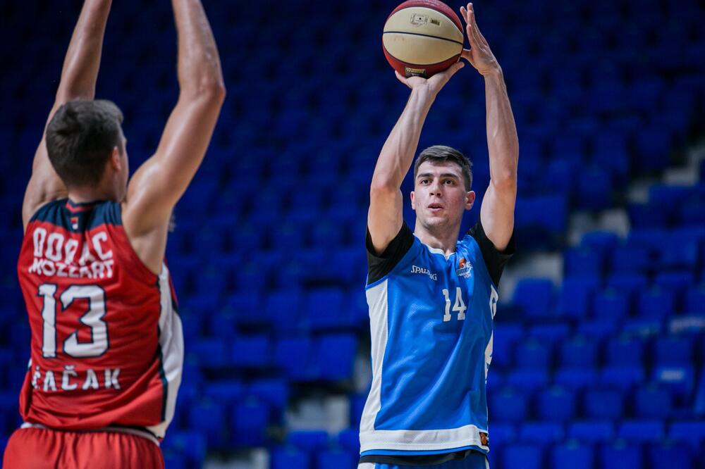 Grbović na meču sa Borcem, Foto: KK Budućnost Voli