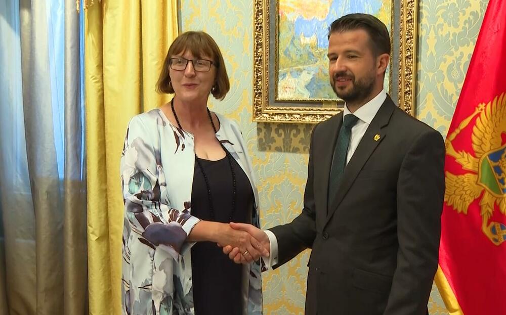 Dawn McKen i Milatović