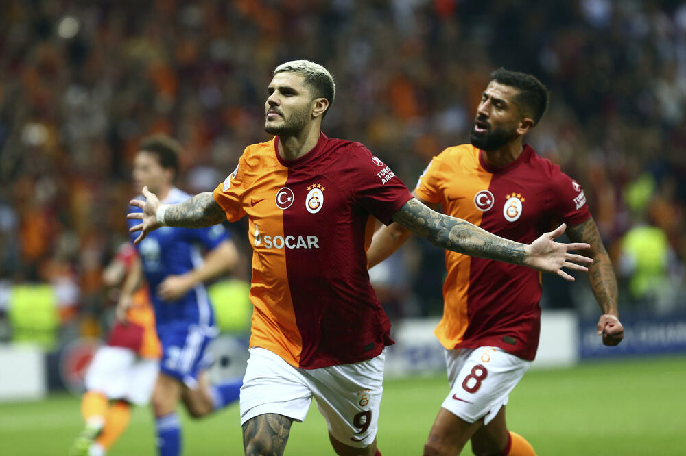 Mauro Ikardi slavi prvi gol protiv Moldea, Foto: dia images via AP