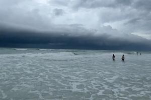 SAD: Uragan Idalija sve jači, nastavio da se kreće ka Floridi