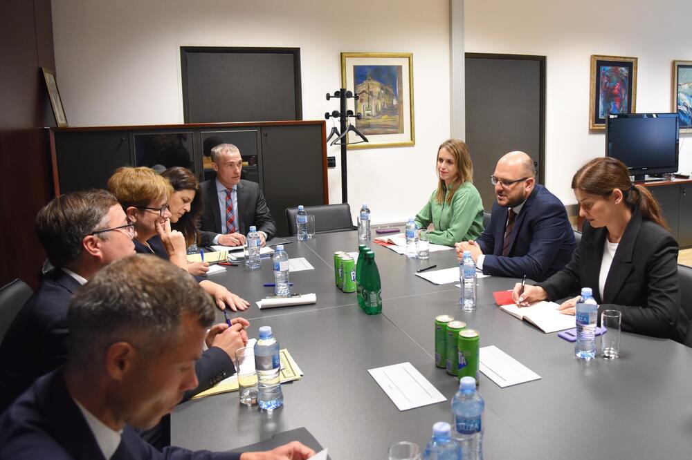 Sa sastanka, Foto: Ministarstvo rada i socijalnog staranja