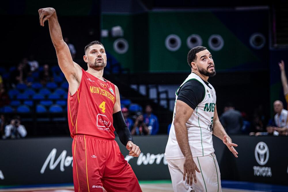 Vučević na utakmici sa Meksikom u 1. kolu Mundobasketa, Foto: FIBA