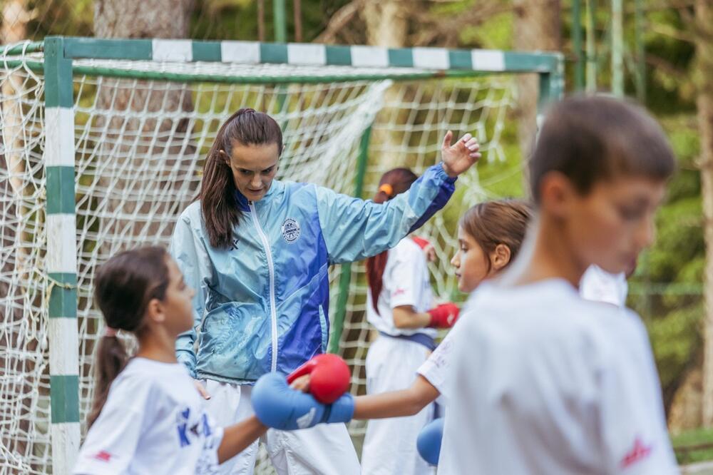 Tanja Dukić je mlade polaznike obučavala borbi