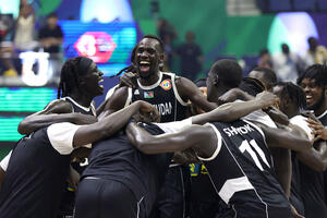 Basketball players from South Sudan for the first time at the Olympics, and the Japanese secured a visa...