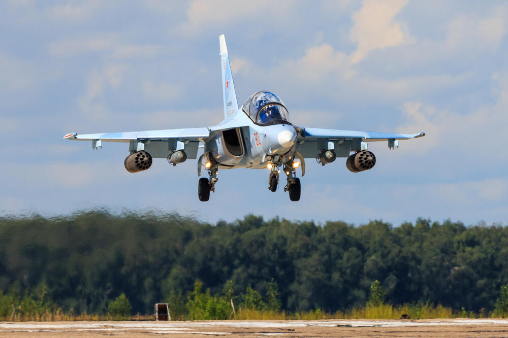 Jak-130 (Ilustracija), Foto: Shutterstock