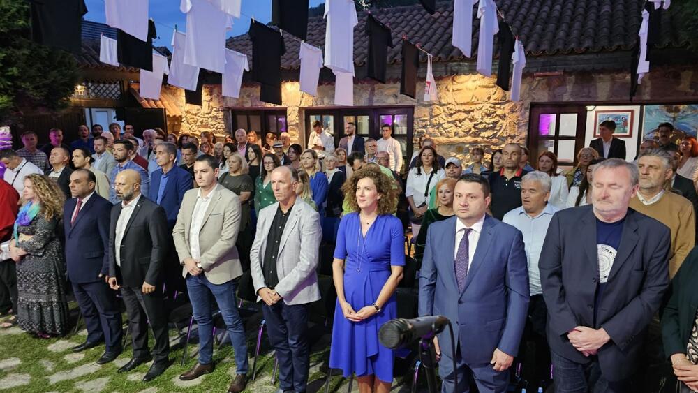 Ratkovićeve večeri poezije