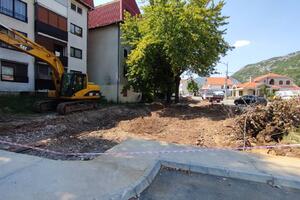 Cetinje: Započeti radovi na uređenju parkinga u naselju „Gipos“