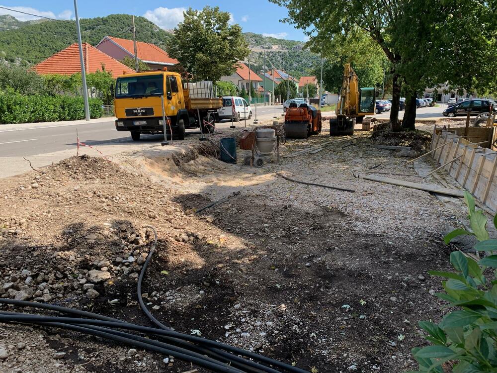 Radovi u naselju „Gipos“ na Cetinju