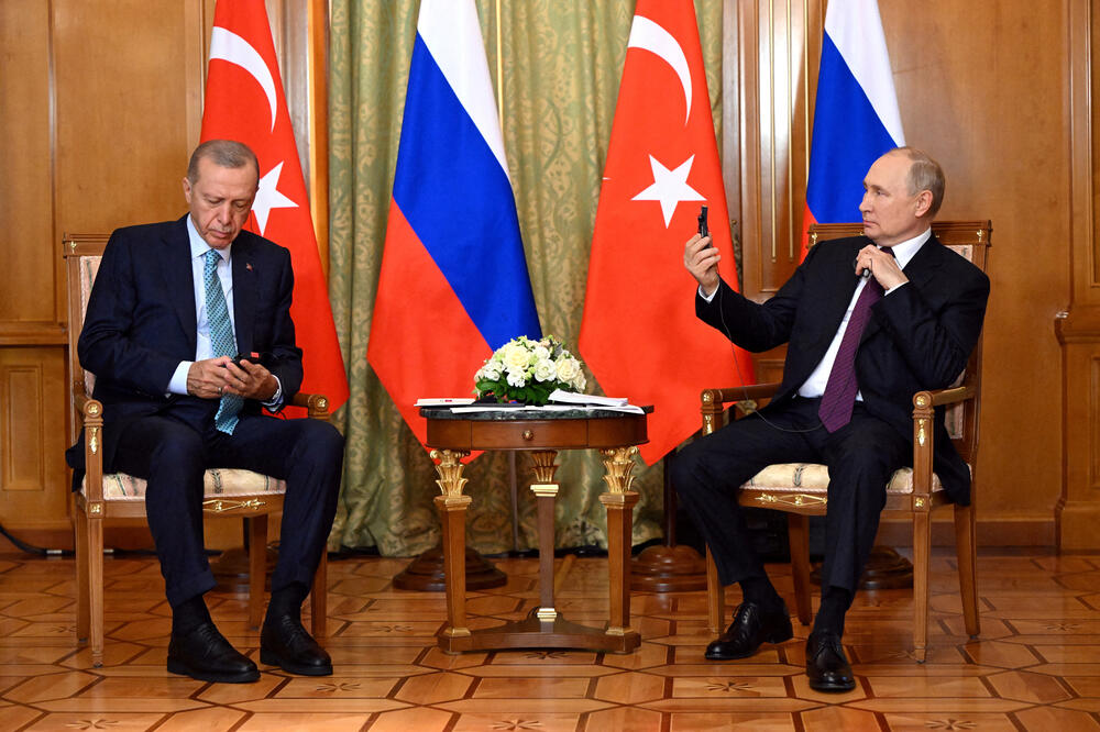 Erdogan i Putin juče u Sočiju, Foto: Rojters