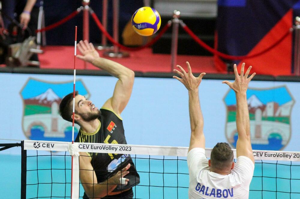 Bez rješenja za blok i odbranu Češke: Đorđe Jovović na večerašnjem meču, Foto: CEV