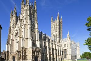 Britain: Scientists on the roof of Canterbury Cathedral are looking for...