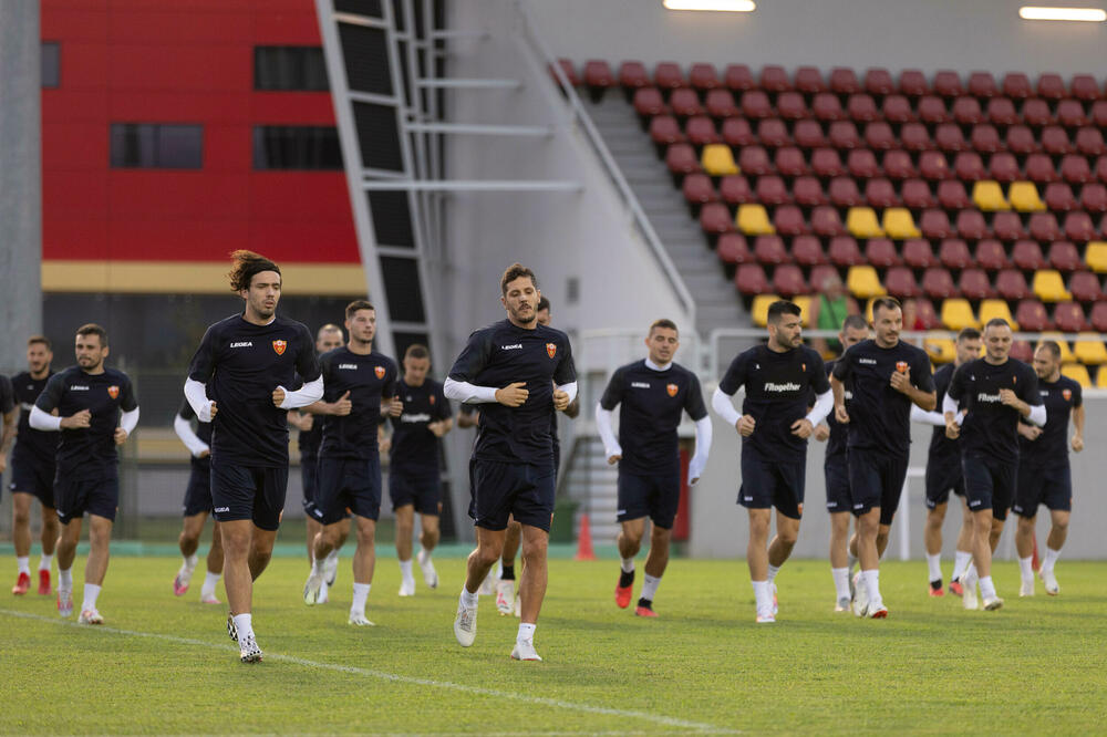 Bakić i Jovetić na jučerašnjem treningu reprezentacije, Foto: FSCG