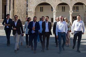 Milatović se zahvalio što je admiral Barović posthumno dobio...