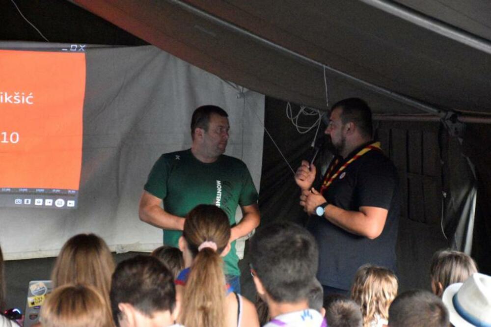 <p>Po prvi put na kamp, koji je trajao tri dana, bili su pozvani i roditelji izviđači koji su imali priliku da učestvuju u programu koji je Savez izviđača pripremio</p>