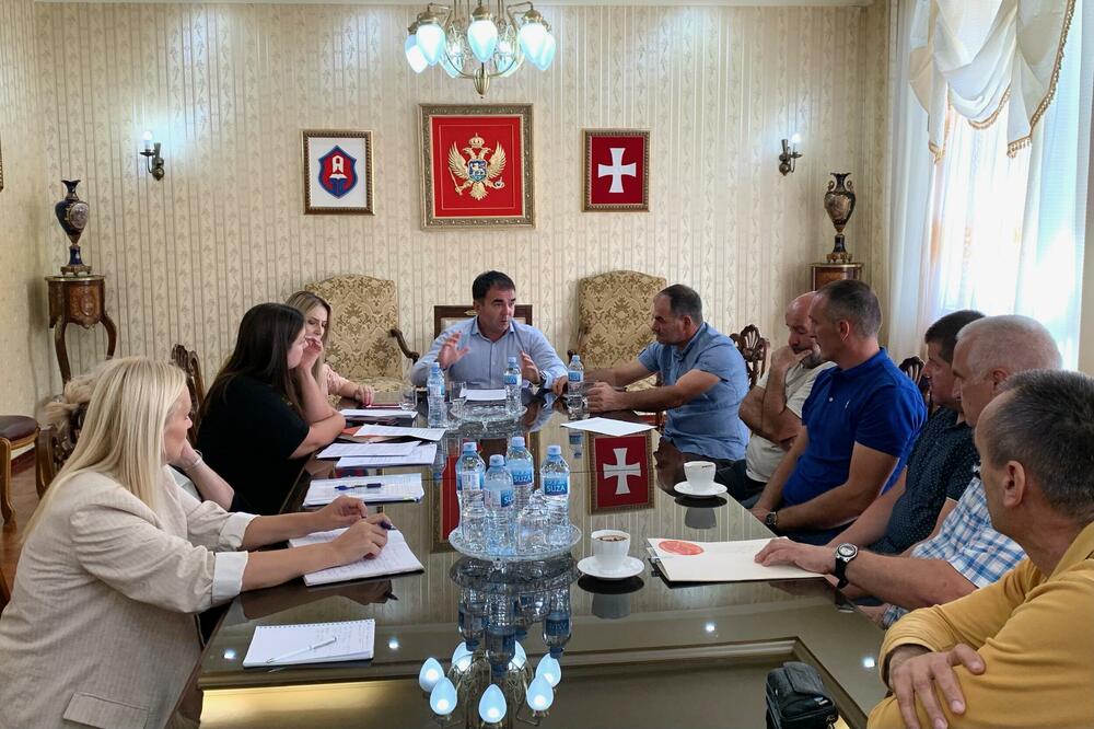 Sa sastanka, Foto: Prijestonica Cetinje