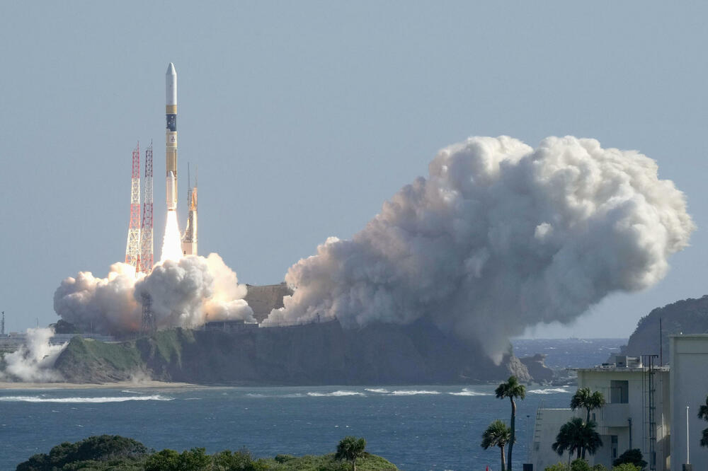 Lansirana raketa sa lunarnim modulom, Foto: REUTERS