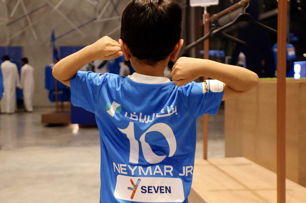 Mali navijač Al Hilala u dresu Nejmara, Foto: Reuters