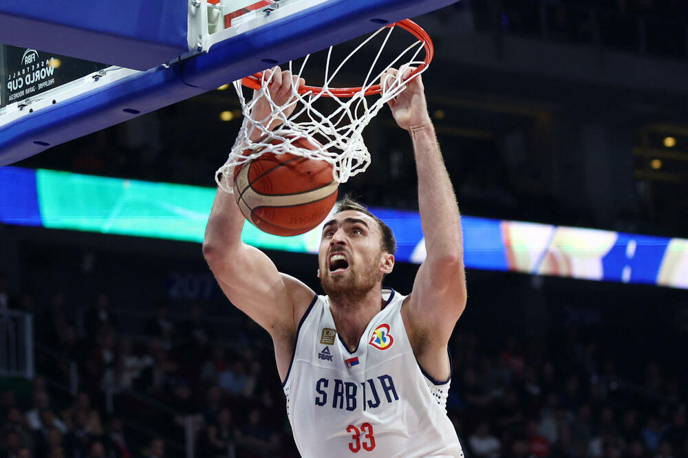 Košarkađši Partizana su Milutinova faulirali 10 puta, Foto: Reuters