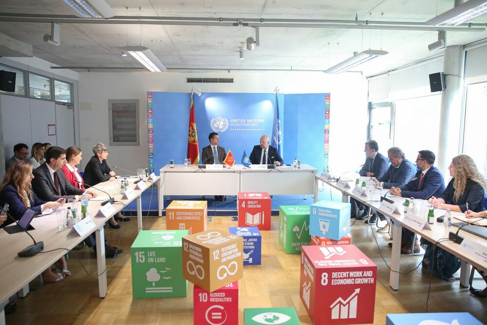 <p>Milatović je kazao da UN igraju ključnu ulogu u podsticanju međunarodne saradnje, rješavanju globalnih izazova, promovisanju mira, bezbjednosti i održivog razvoja<br /> </p>