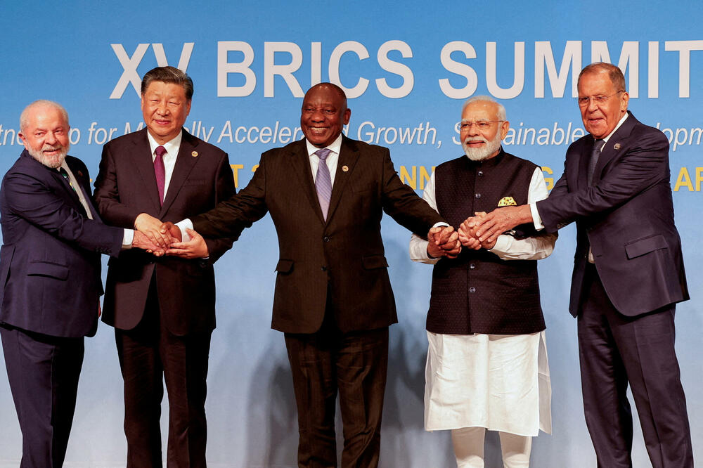 Zvaničnici Brazila, Kine, Južne Afrike, Indije i Rusije na samitu BRIKS u Johanesburgu 23. avgusta, Foto: Rojters