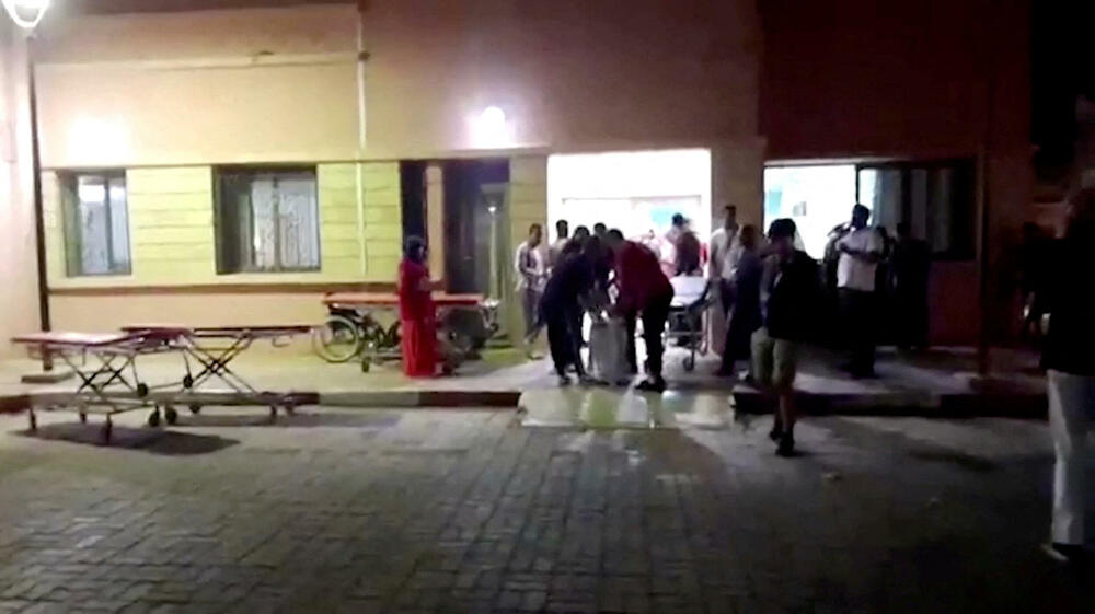 <p>Povrijeđeno najmanje 1.832 ljudi, uključujući 1.220 osoba koje su u kritičnom stanju</p>