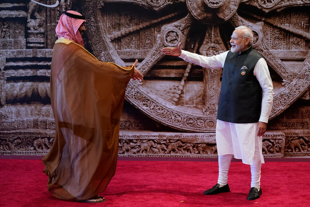 Modi dočekuje prijestolonaslednika Saudijske Arabije Mohameda bin Salmana, Foto: REUTERS