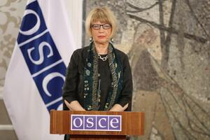 Kompromis s Rusijom: Helga Šmit ostaje generalna sekretarka OEBS-a