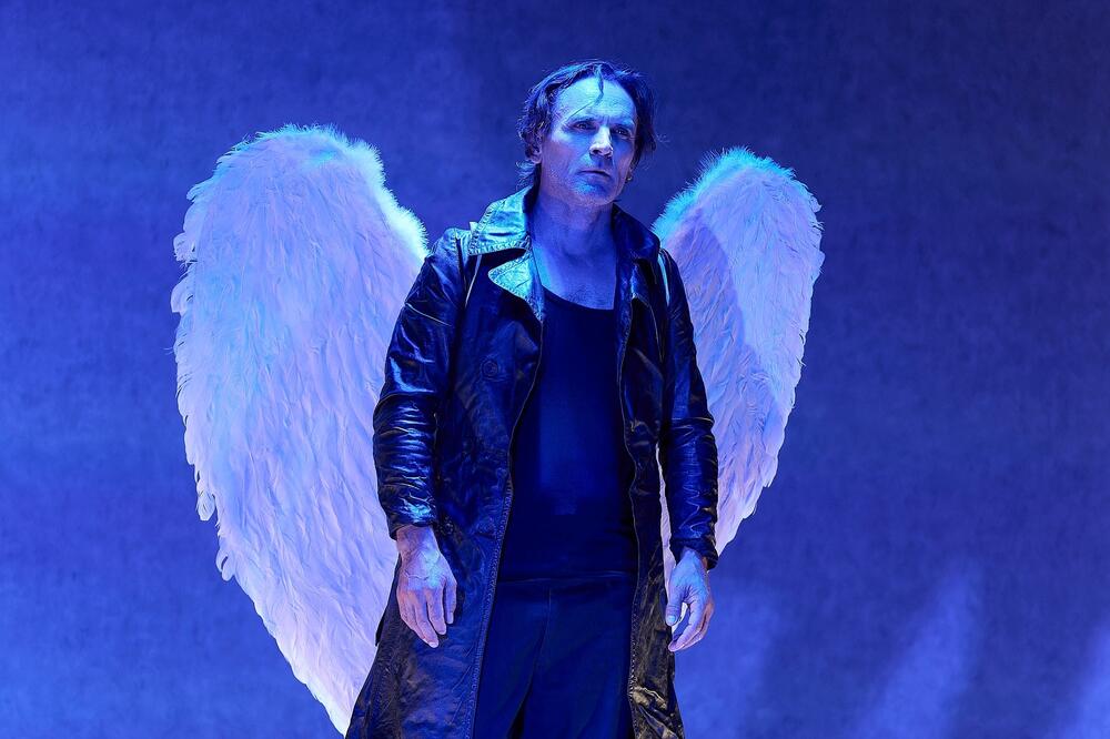 Scena iz predstave: Bajraktaraj, Foto: Duško Miljanić