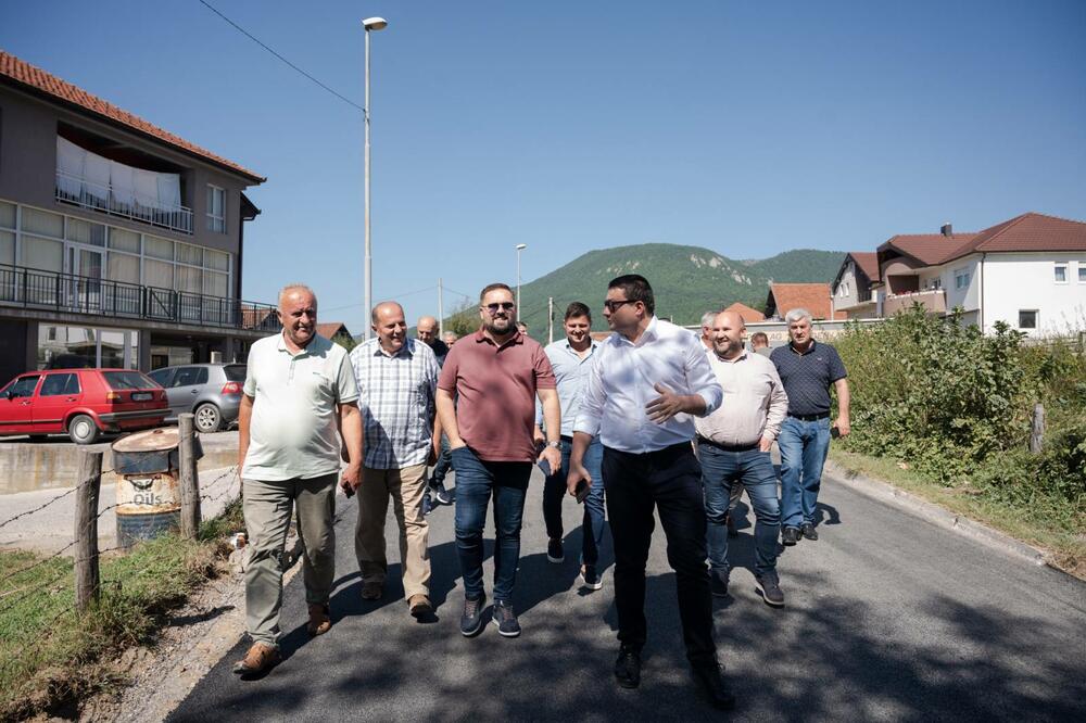 Obilazak radova na rekonstrukciji putnog pravca Gubavač – Loznice, Foto: Jadranka Ćetković