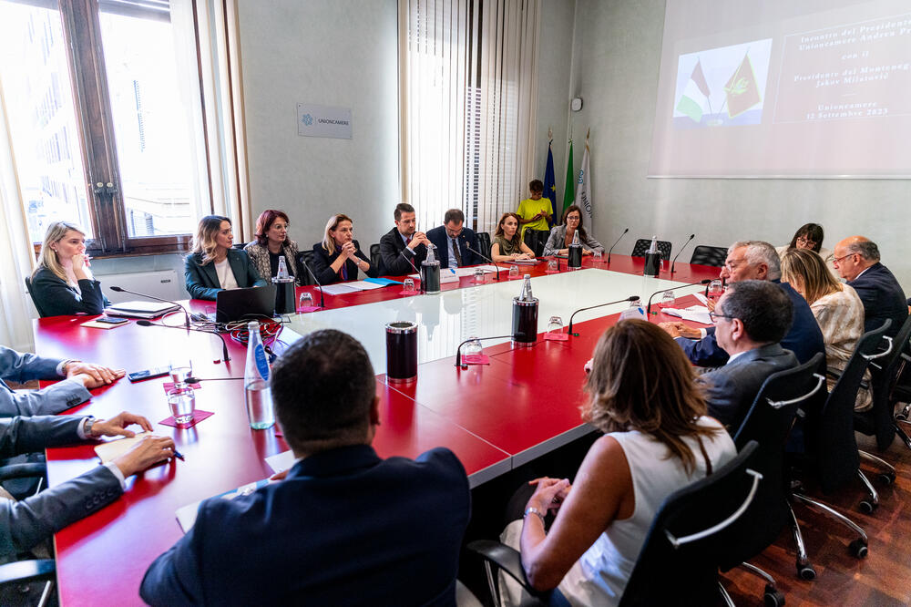 Milatović na sastanku sa predstavnicima Unije Privrednih komora, Foto: Služba za informisanje Predsjednika Crne Gore