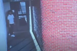 VIDEO Američka policija dvije nedelje traga za odbjeglim ubicom:...