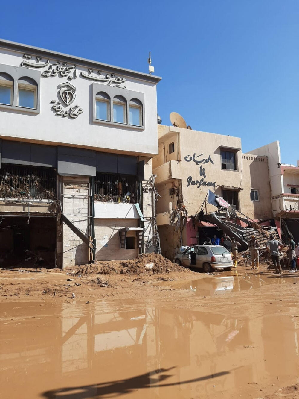 <p>Nakon strašnog nevremena u Libiji još uvijek traje potraga za hiljadama nestalih. Najteže je pogođen lučki grad Derna. UN, EU i Njemačka organizuju humanitarnu pomoć</p>