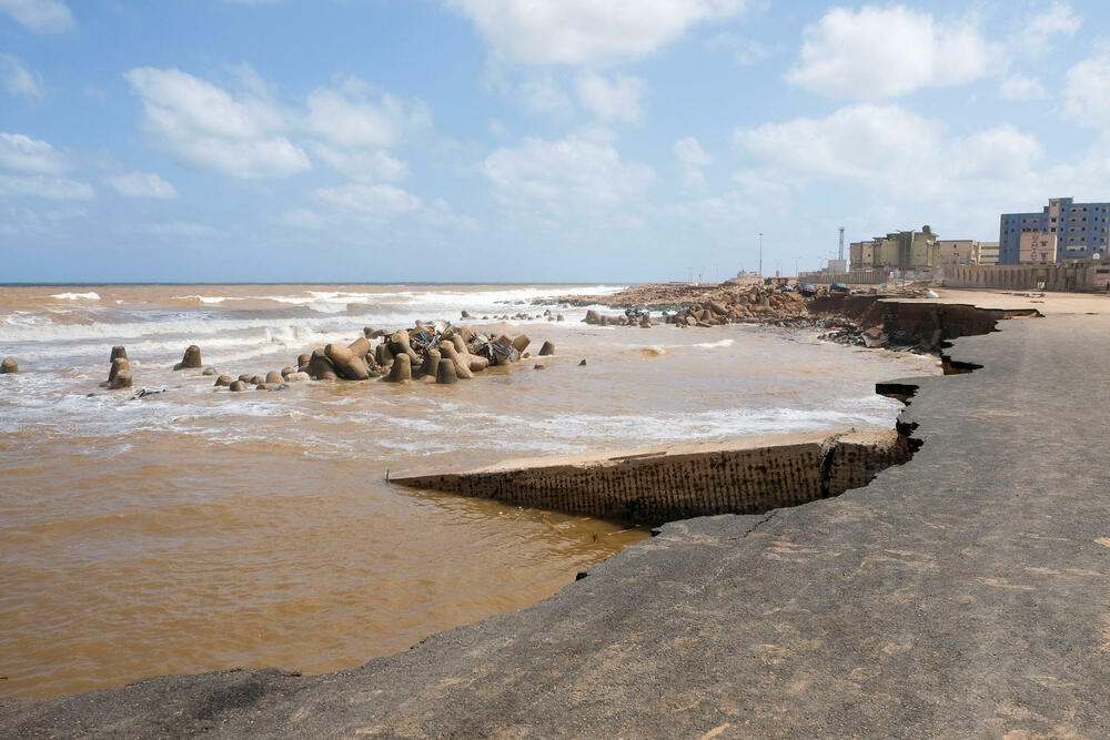 <p>Nakon strašnog nevremena u Libiji još uvijek traje potraga za hiljadama nestalih. Najteže je pogođen lučki grad Derna. UN, EU i Njemačka organizuju humanitarnu pomoć</p>
