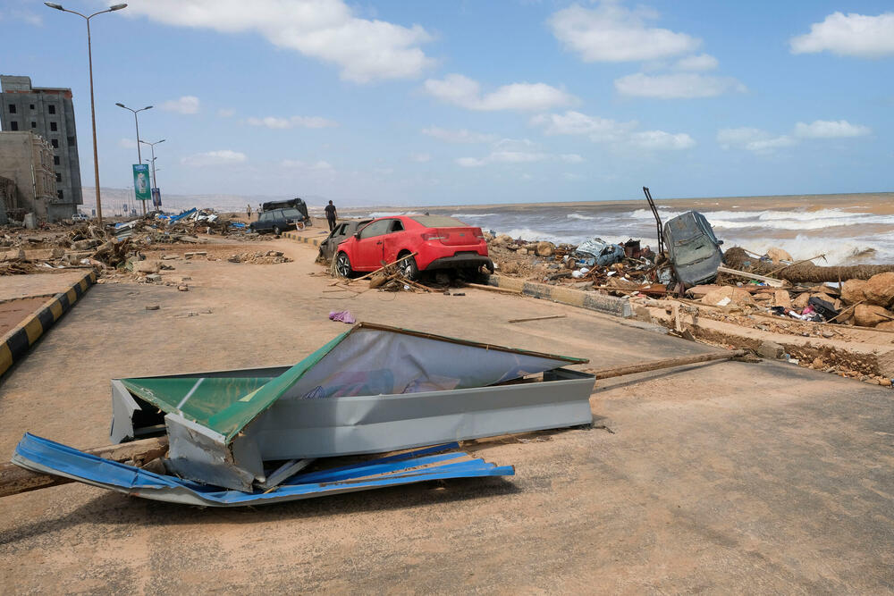 <p>Nakon strašnog nevremena u Libiji još uvijek traje potraga za hiljadama nestalih. Najteže je pogođen lučki grad Derna. UN, EU i Njemačka organizuju humanitarnu pomoć</p>