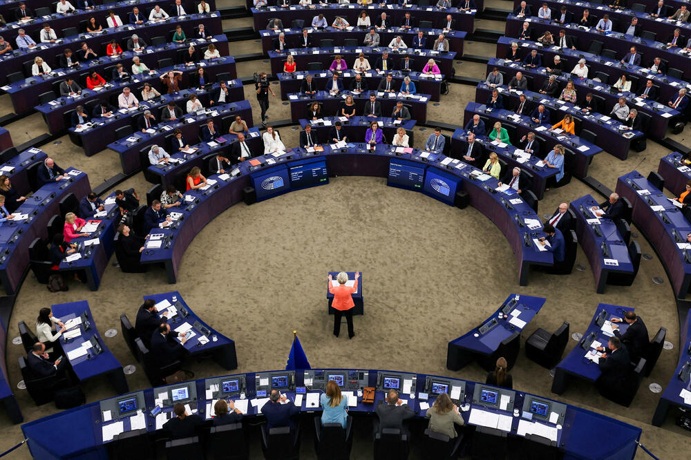 Ursula fon der Lajen u Evropskom parlamentu u Strazburu, Foto: Reuters