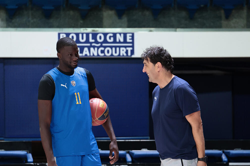 Nebojša Bogavac na treningu kluba iz Pariza, Foto: www.facebook.com/Metropolitans92