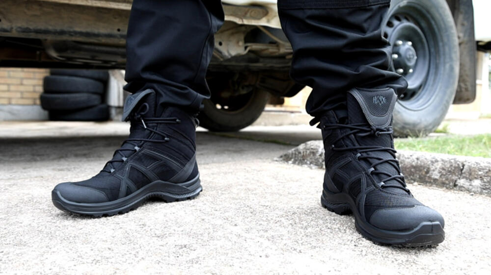 <p>„Ova donirana oprema je mali znak pažnje Graničnoj policiji i nadamo se da će umnogome olakšati njihovo svakodnevno hvatanje u koštac sa različitim nelegalnim aktivnostima, što će direktno uticati na poboljšanje situacije kad su u pitanju pelikani na jezeru“, kazala je Lekić</p>