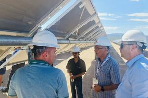 Predstavnici EPCG posjetili solarnu elektranu "Townsite Solar" u...