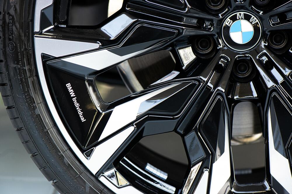 <p>Pozivamo vas da među prvima u svijetu vidite osmu generaciju najpoznatije limuzine</p>