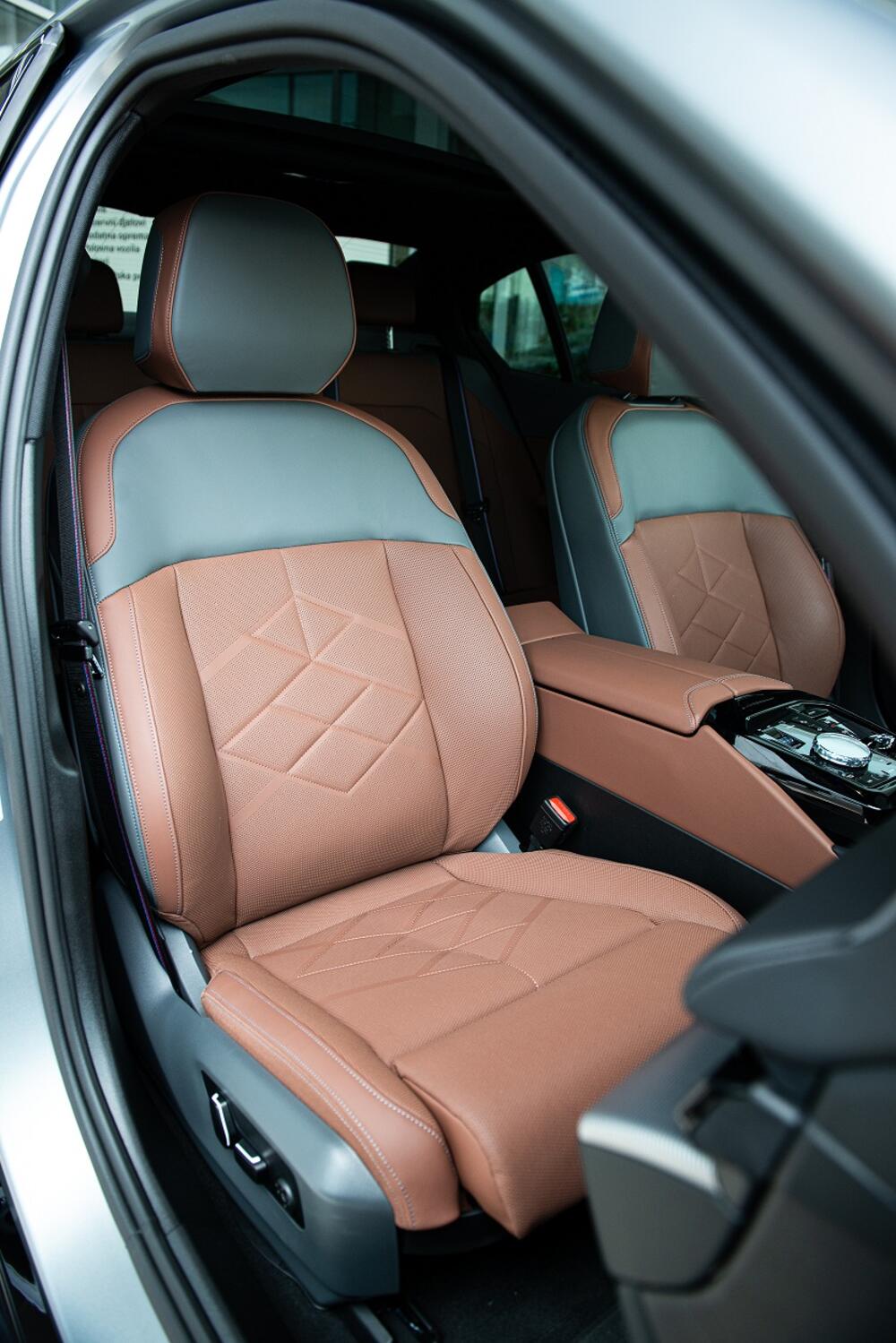 <p>Pozivamo vas da među prvima u svijetu vidite osmu generaciju najpoznatije limuzine</p>