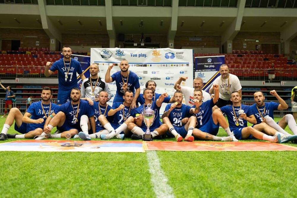 Prvaci Evrope po pobjedu i pehar pošli sopstvenim automobilima, Foto: SB Sabornog hrama