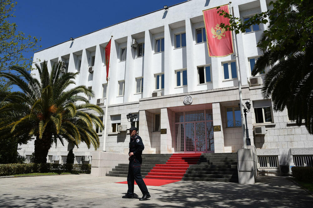 I Radović i kabinet bivšeg predsjednika demantovali da imaju bilo kakve veze sa tehničkom robom, Foto: Luka Zekovic
