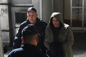 Viši sud će ponovo odlučivati o pritvoru Dejanu Kneževiću
