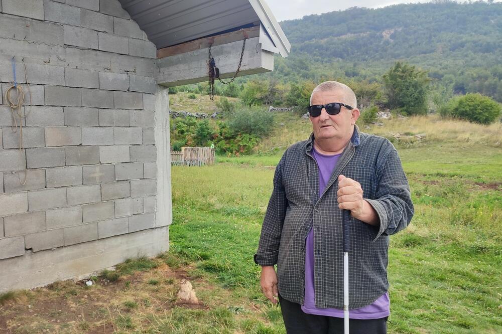 Nadležni se ni ne javljaju: Milivoje Radulović, Foto: Svetlana Mandić