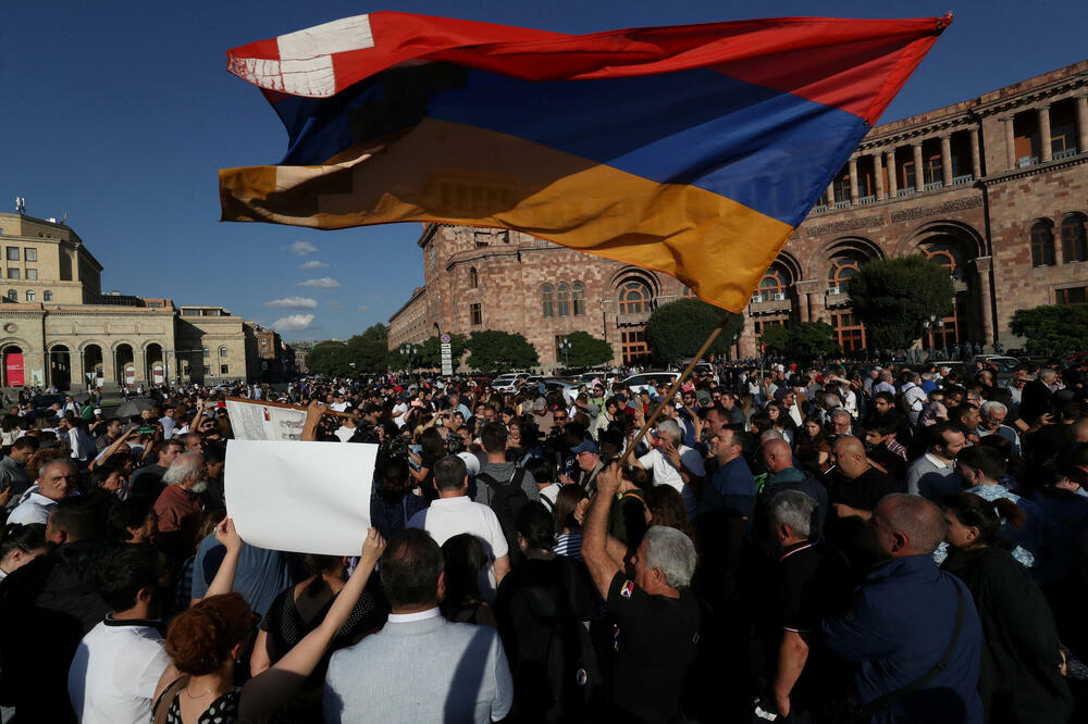 Protesti u Jerevanu povodom azerbejdžanske vojne akcije u Nagorno Karabahu, Foto: Reuters