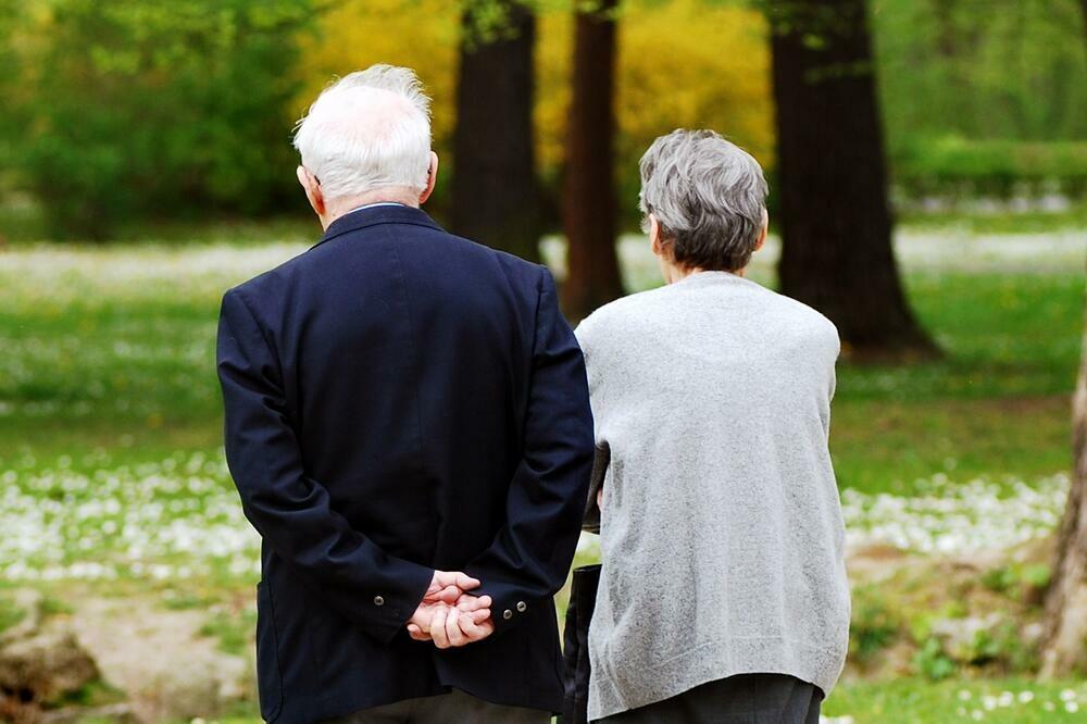 Ni cent isplaćivati bez saglasnosti penzionera: (ilustracija), Foto: Shutterstock