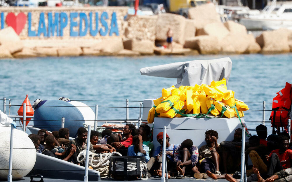 Migranti stižu na Lampeduzu
