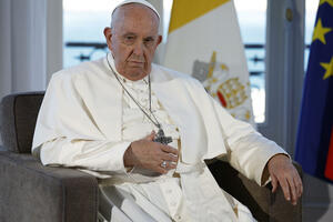 Papa Franjo: U Evropi nije vanredno stanje zbog migranata,...